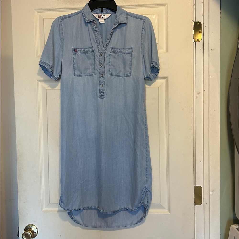 EV1 Dress Size Small Blue Short Sleeve